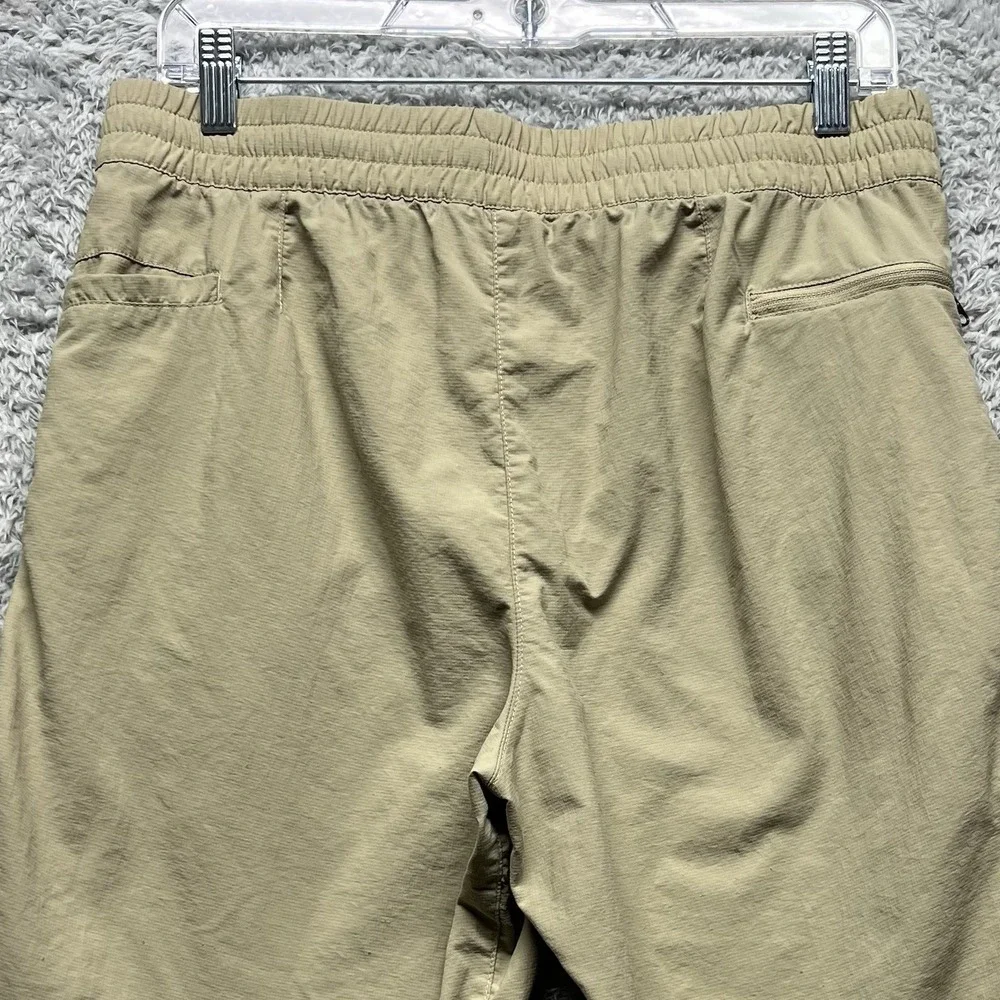The North Face Mens Shorts Size Medium Khaki‎ Tan Hiking Trail Utility Nylon